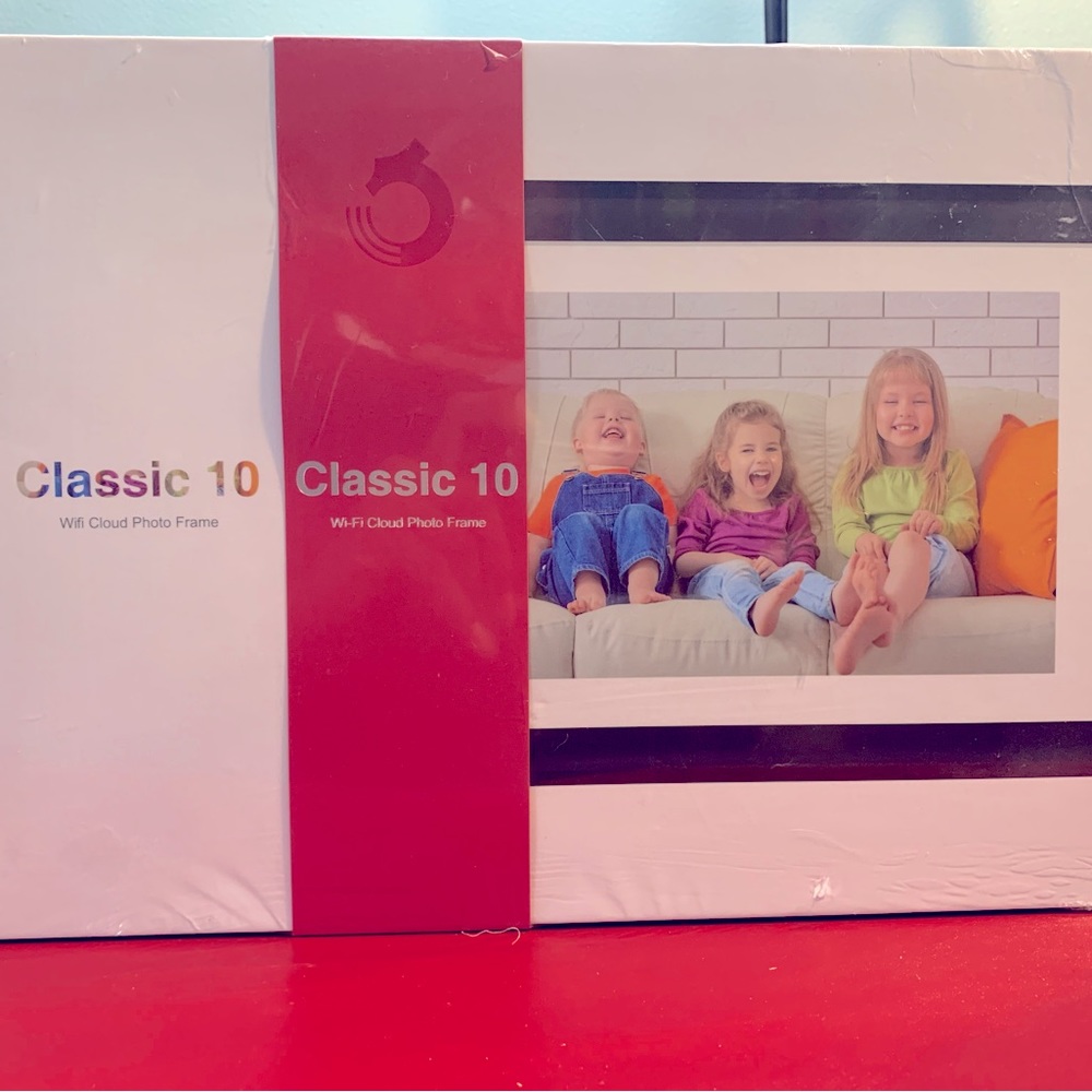 Dragon Touch Digital Picture Frame WiFi 10 inch IPS Touch Screen HD - Classic 10